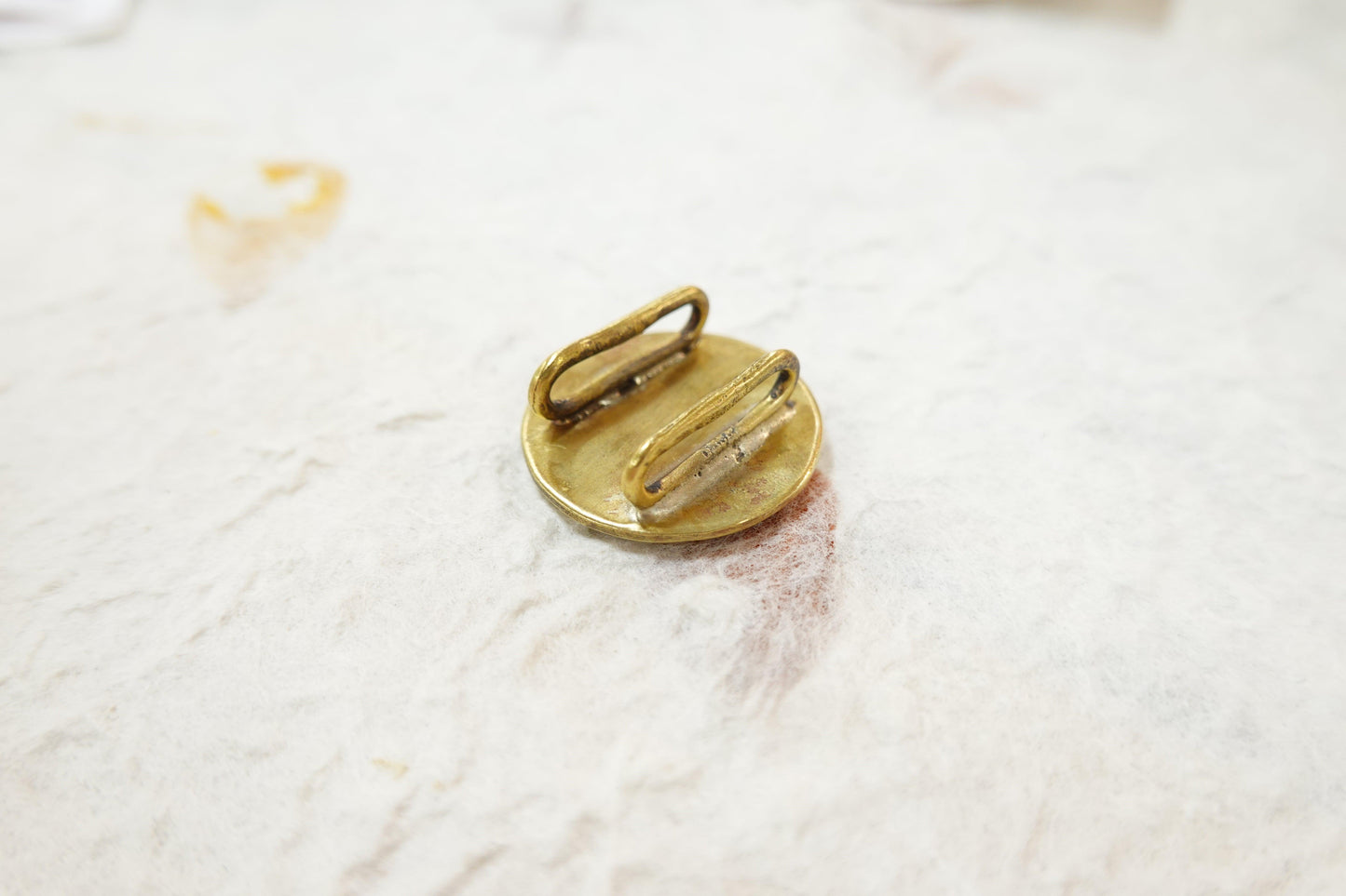 〈mauve〉山の帯留め 登攀具 - きものKUREHA