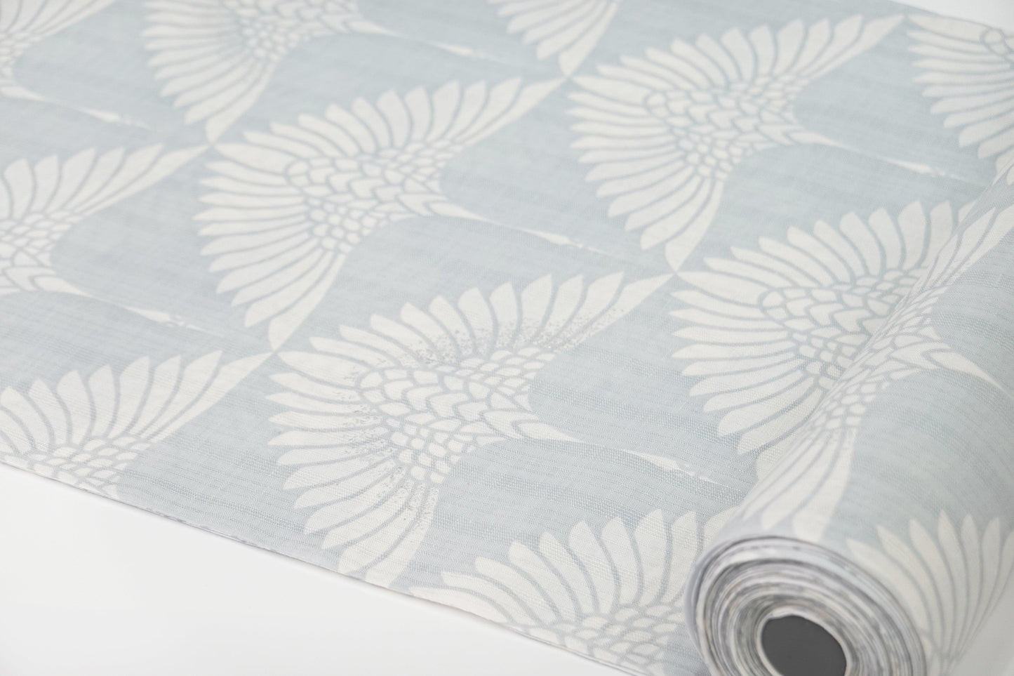 【誉田屋源兵衛】浴衣地『飛翔』グレー白〈綿麻浴衣〉 - きものKUREHA