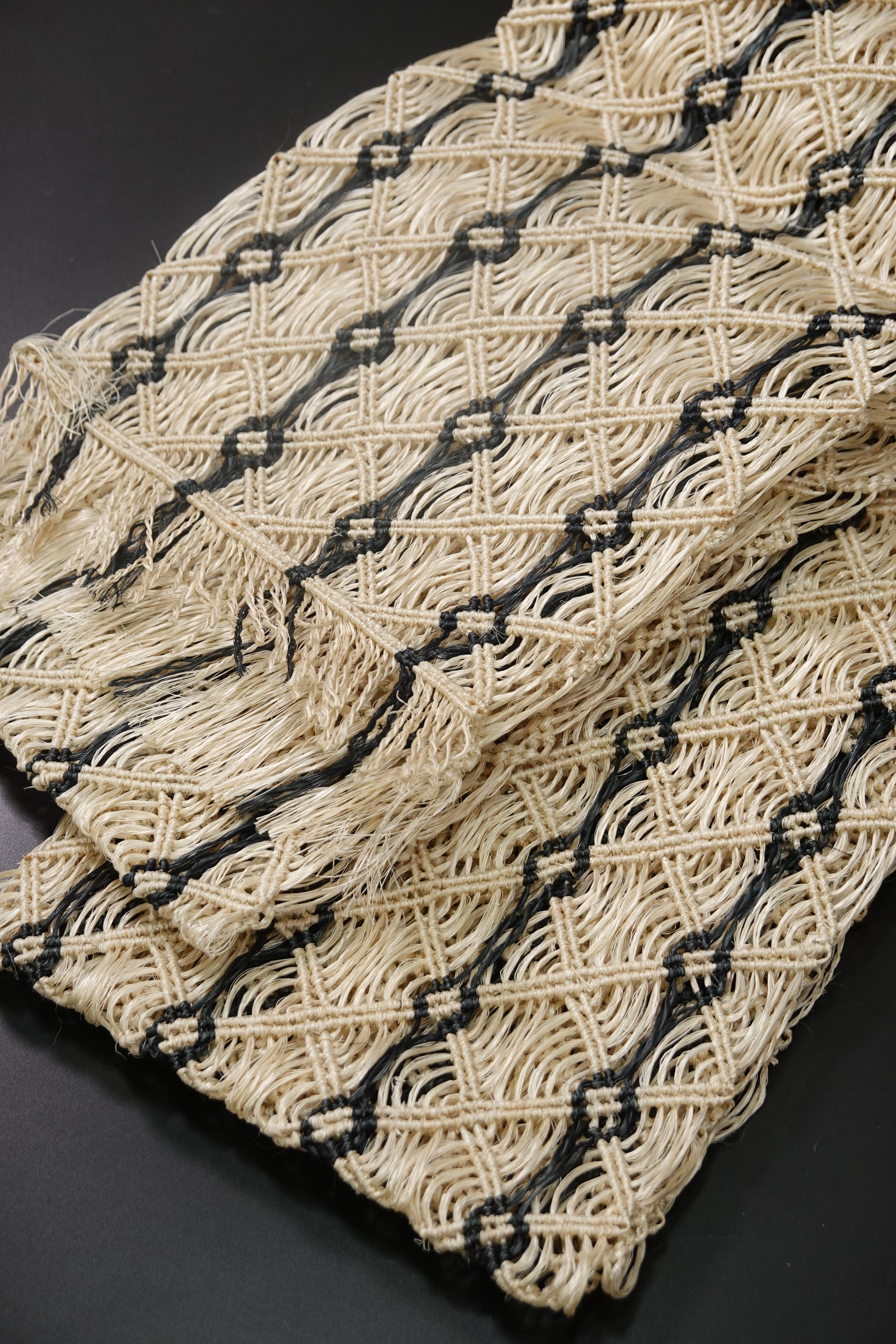 誉田屋源兵衛 – きものKUREHA