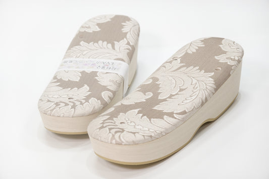 【衿秀】EVA 草履台 織地 ダマスク〈草履台単品〉Mサイズ