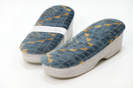 【衿秀】EVA 草履台 起毛地 ウロコ〈草履台単品〉Mサイズ