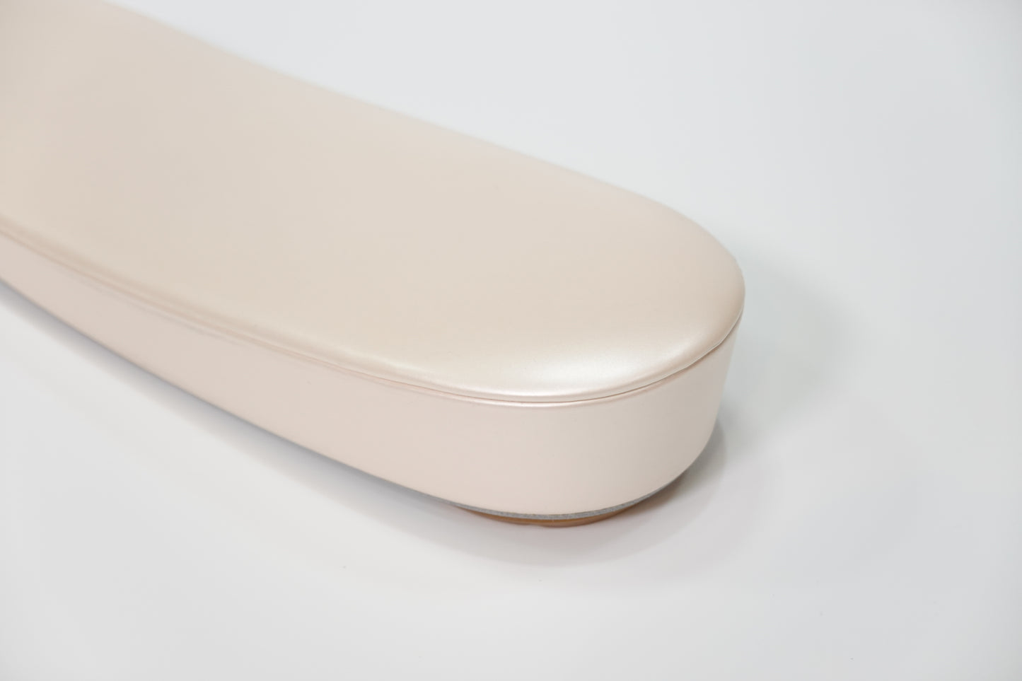 【衿秀】本革 草履台 小判形 さくら〈草履台単品〉Mサイズ