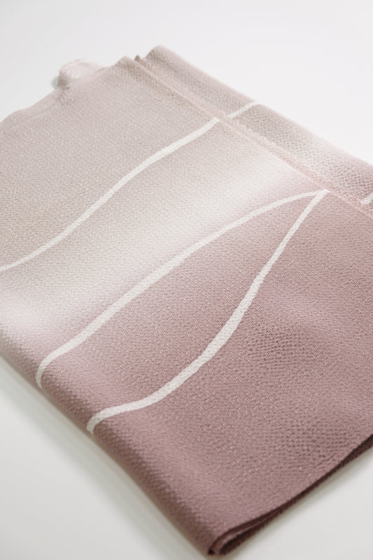 ちりめん帯揚げ 二色染め分け ベージュ×梅紫