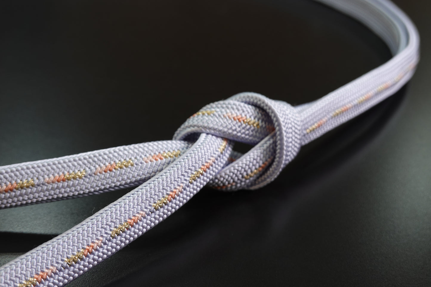 〈翠嵐工房〉帯締め 平組 中筋入り 淡藤色