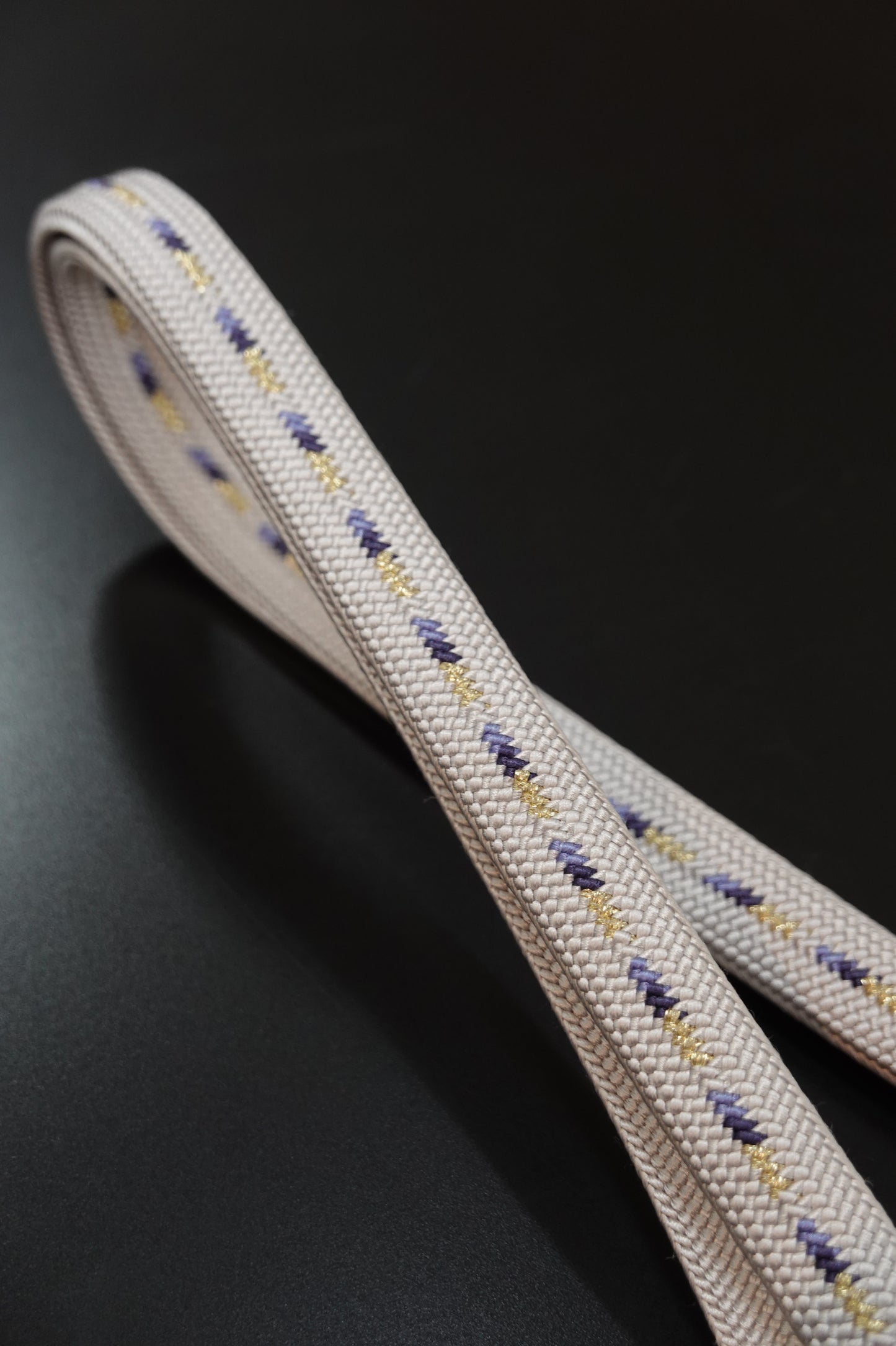 〈翠嵐工房〉帯締め 平組 中筋入り 白藤色