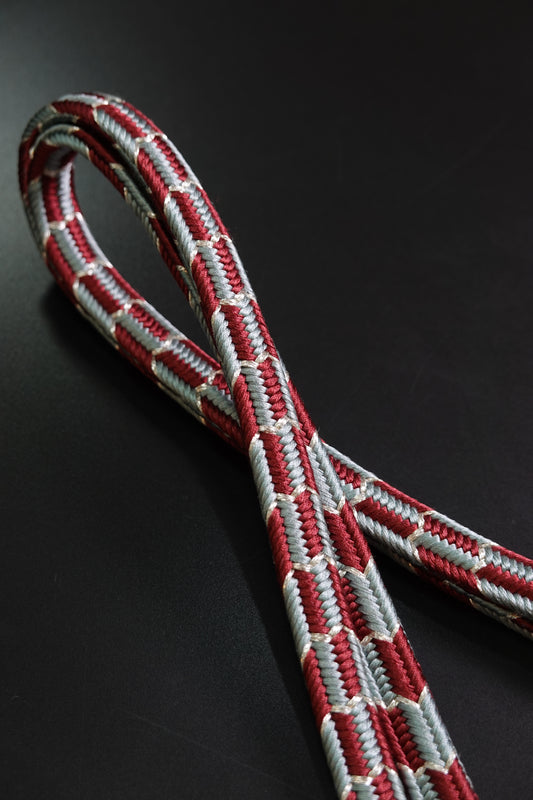 〈翠嵐工房〉帯締め 御岳組 市松 銀糸入り 臙脂 撚り房