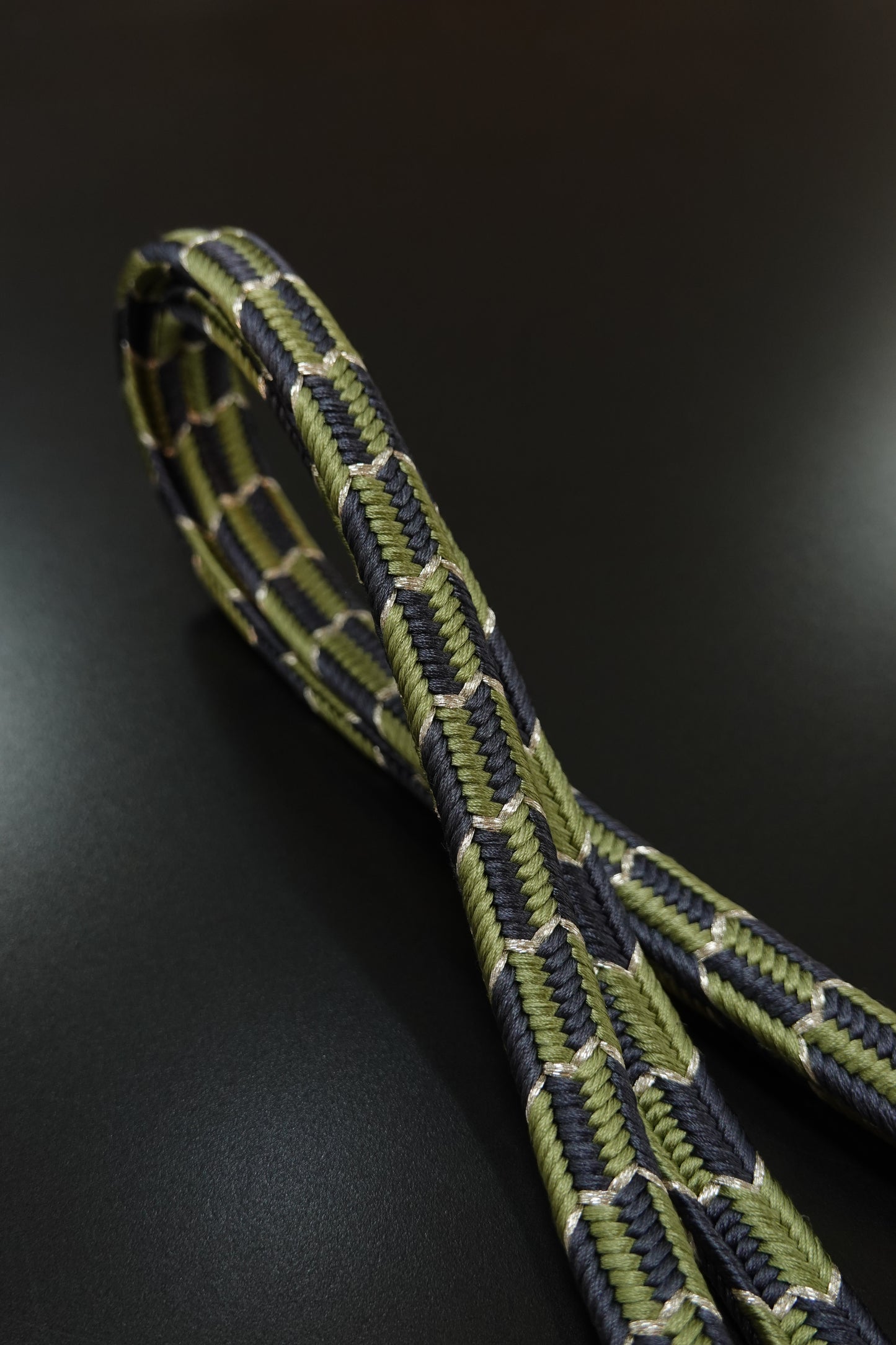 〈翠嵐工房〉帯締め 御岳組 市松 銀糸入り 緑×紺 撚り房