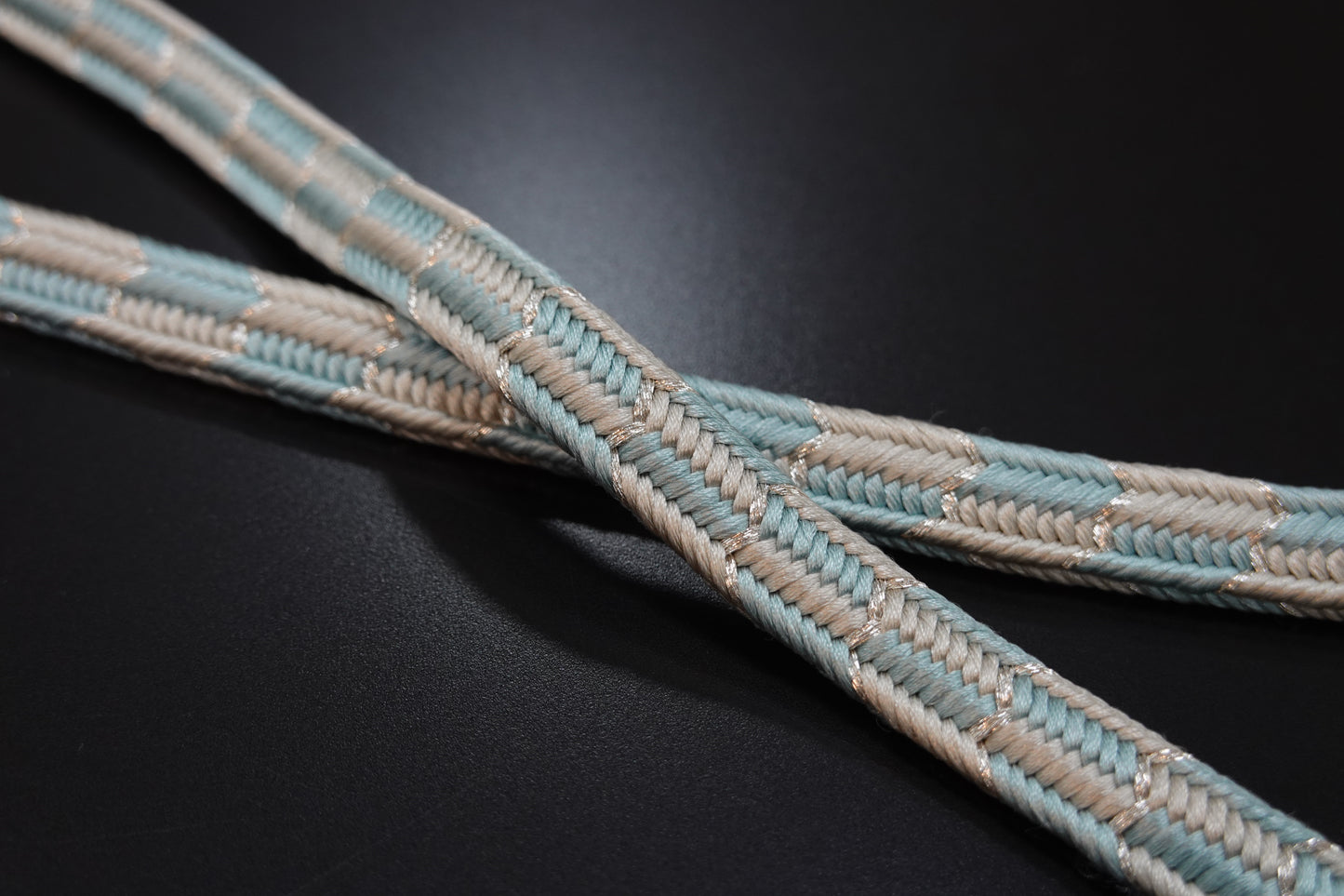 〈翠嵐工房〉帯締め 御岳組 市松 銀糸入り 水色 撚り房