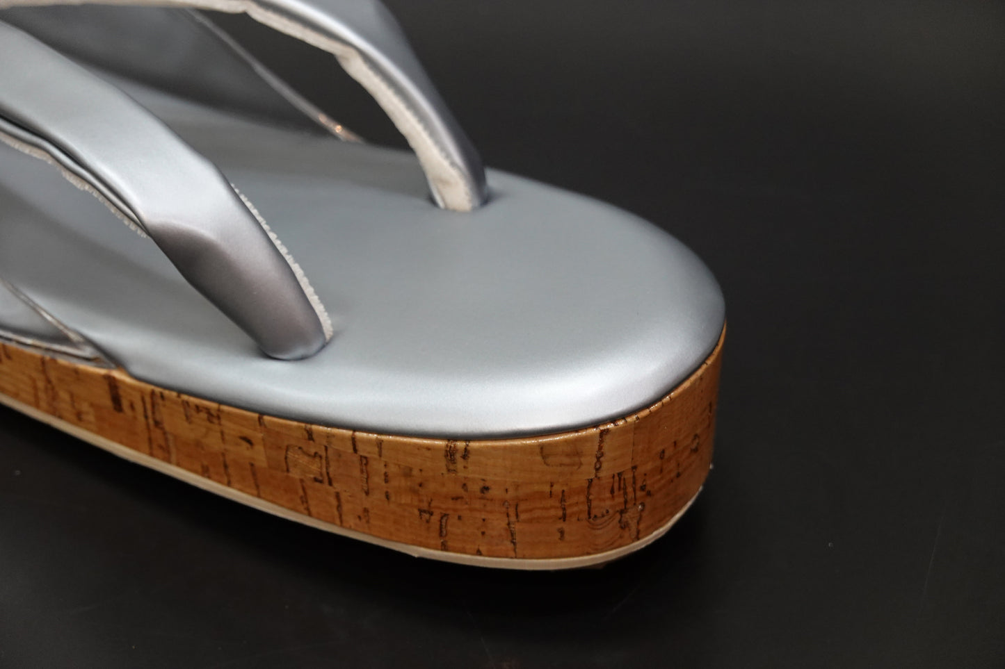 【襟の衿秀】雨草履 合皮 グレー Ｌ 時雨履き