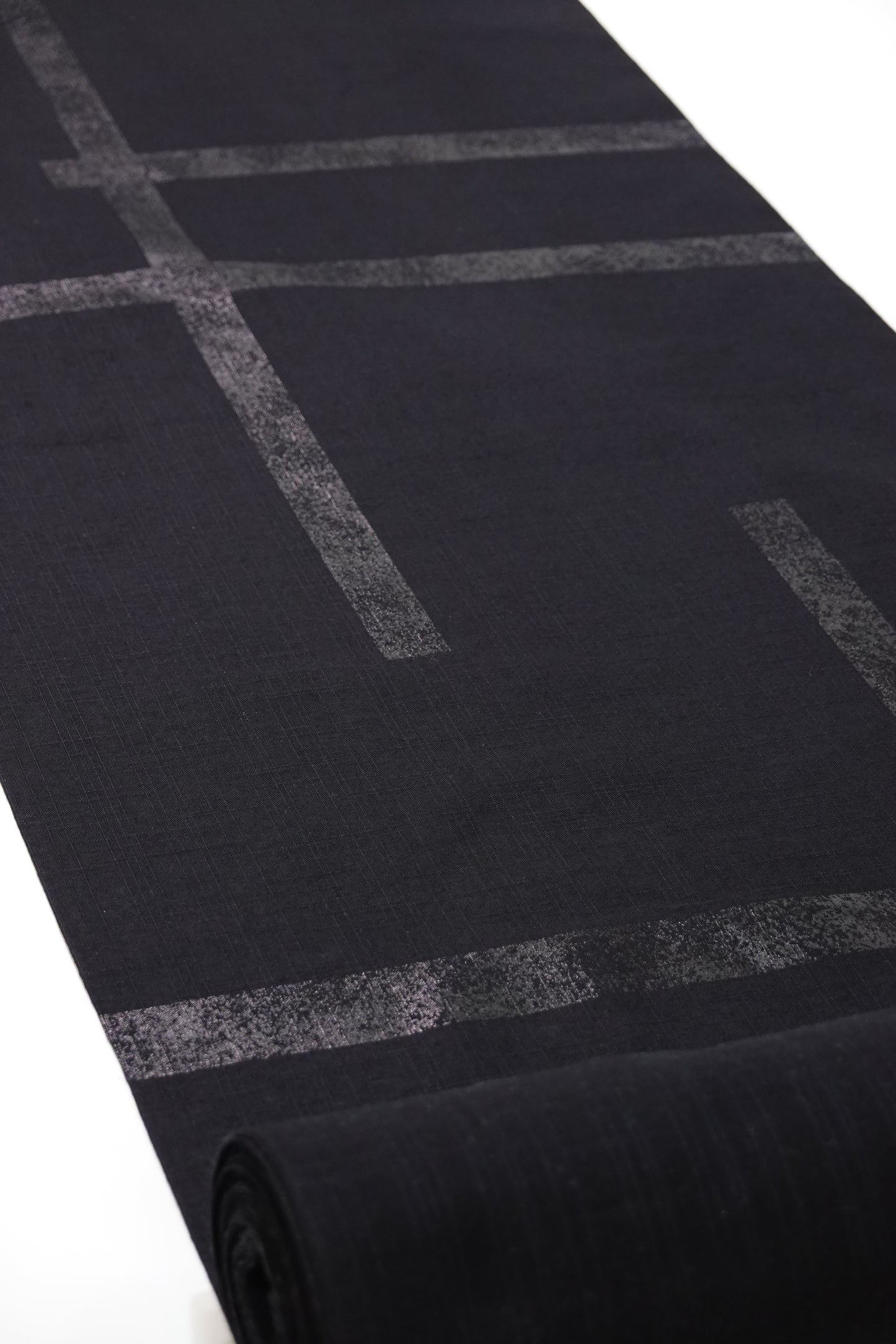 [Hondaya Genbei] Yukata Fabric "Ripped Grid" Black with Black Lacquer (Cotton and Linen)