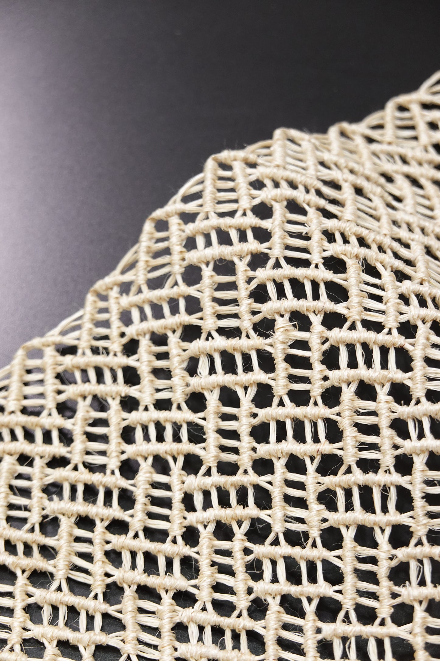 [Hondaya Genbei] Half-width Obi, Basho Saaya Pattern, Off-white