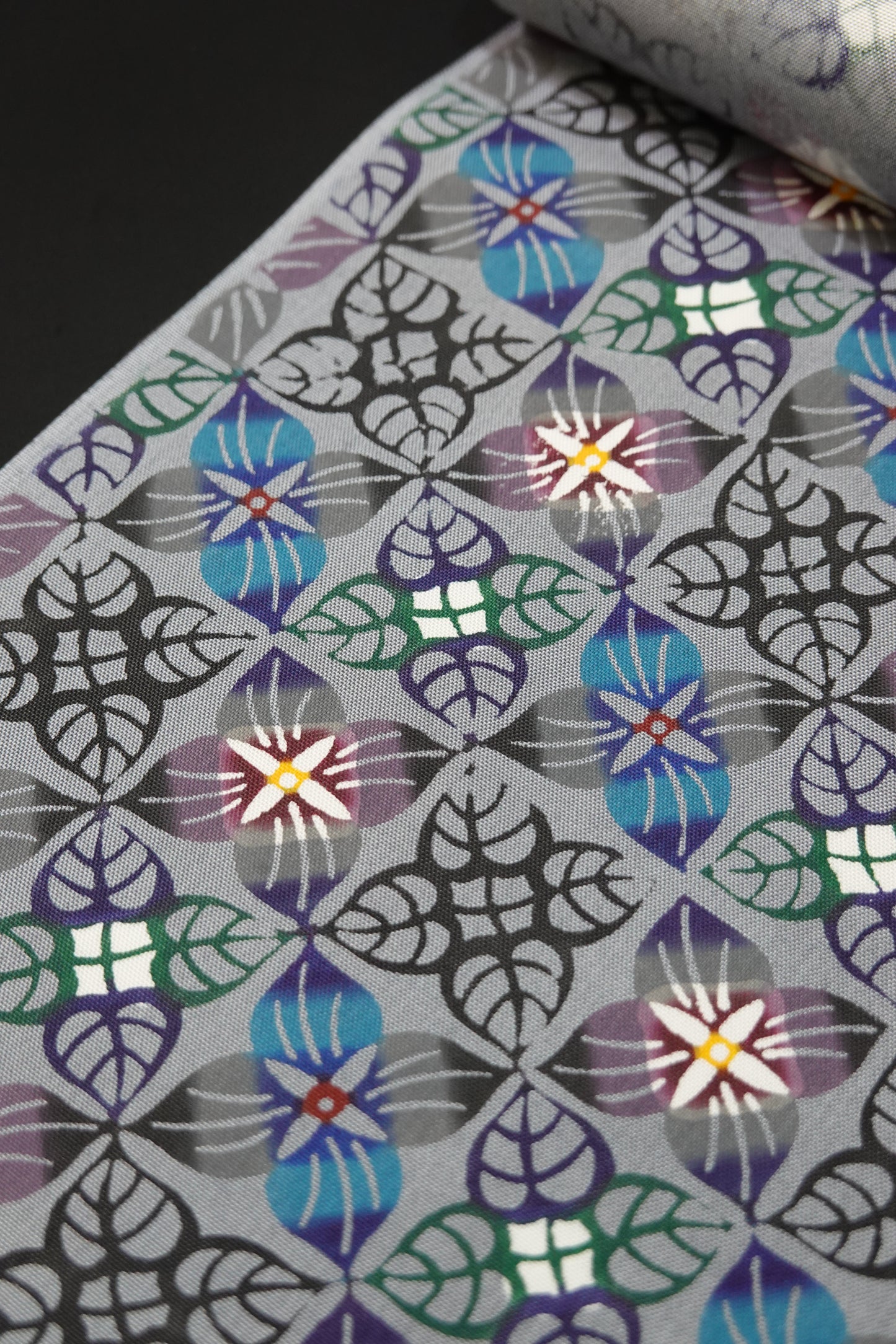 【びんがた工房くんや】紅型 九寸名古屋帯 『サンダンカ』【宜保聡】