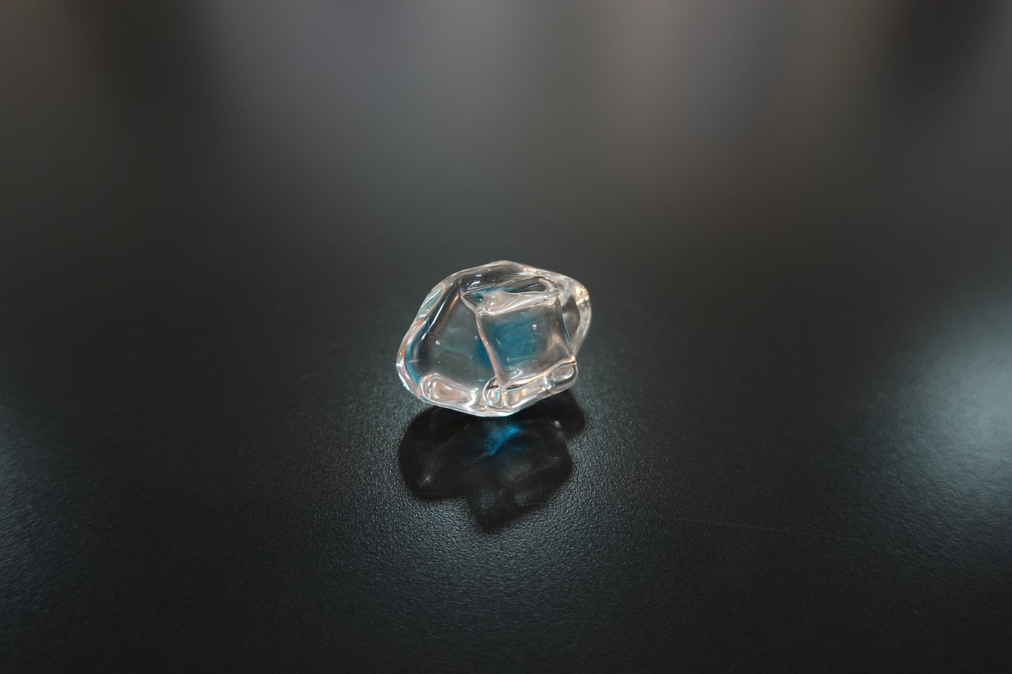 Ren Obi Clip, Soda Glass, Oval, Light Blue (with Two-Part Cord)