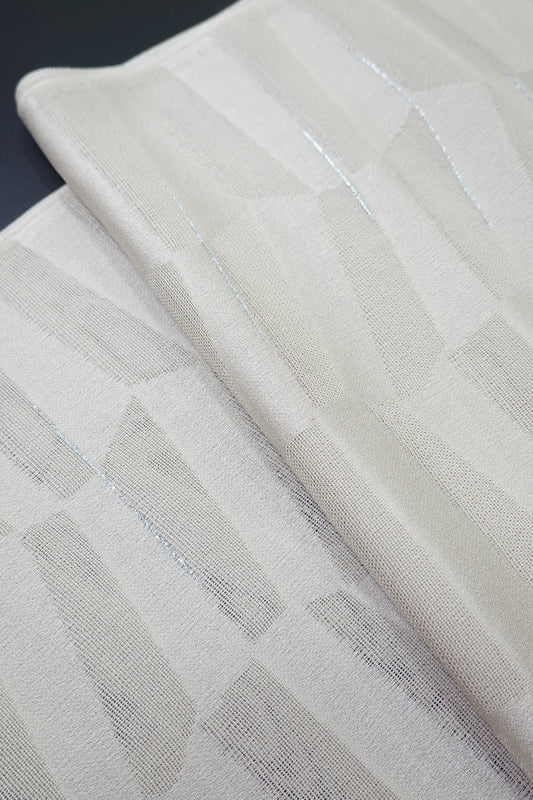 〈夏〉帯揚げ 幾何学地紋 銀彩 茶鼠