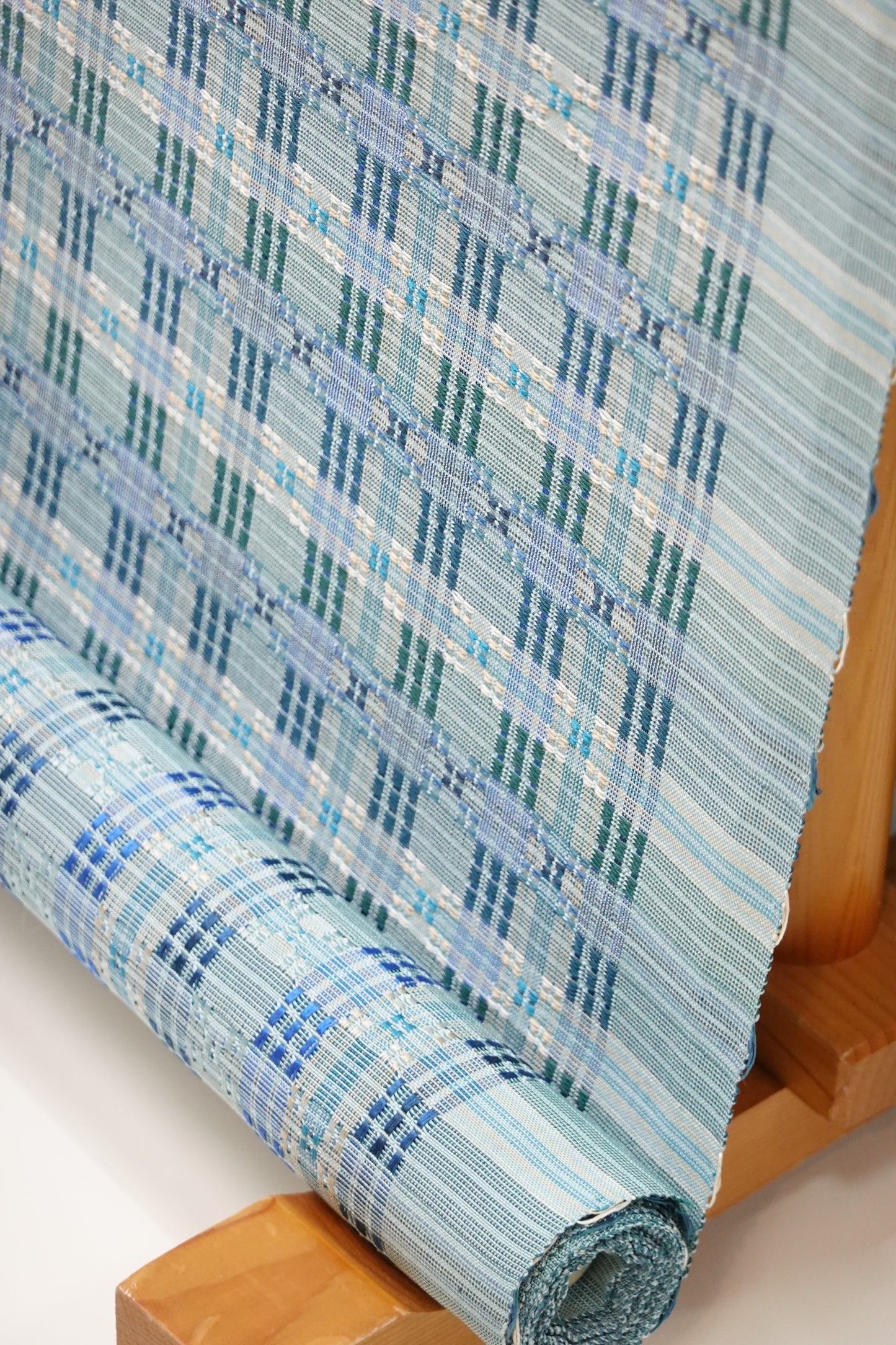 美しいキモノ2025年秋号掲載【首里織】やしらみ花織 九寸名古屋帯【上間ゆかり】