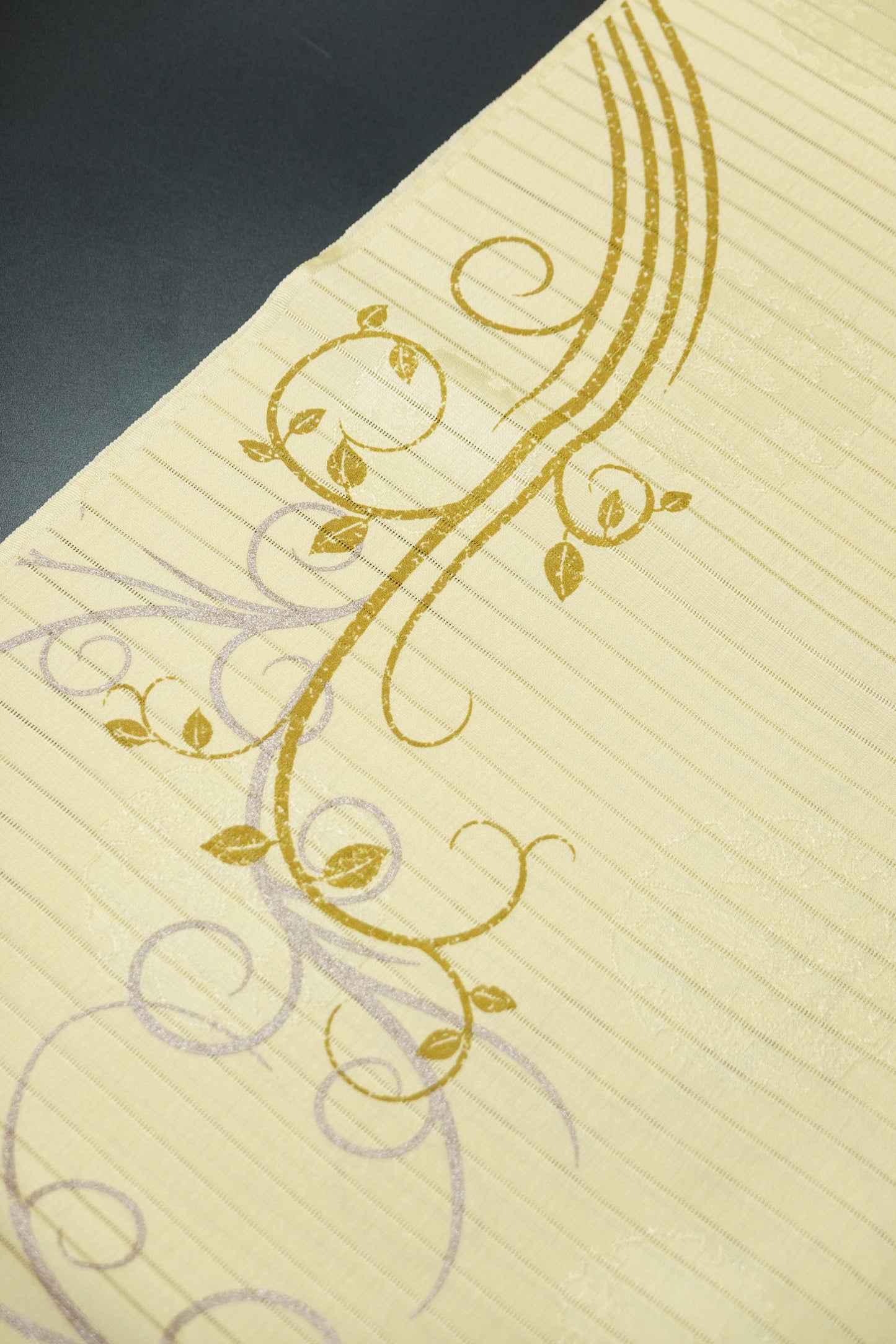 Summer Obiage with a Circle and Dot Pattern (Shrimp Tea Beige) by Erihide