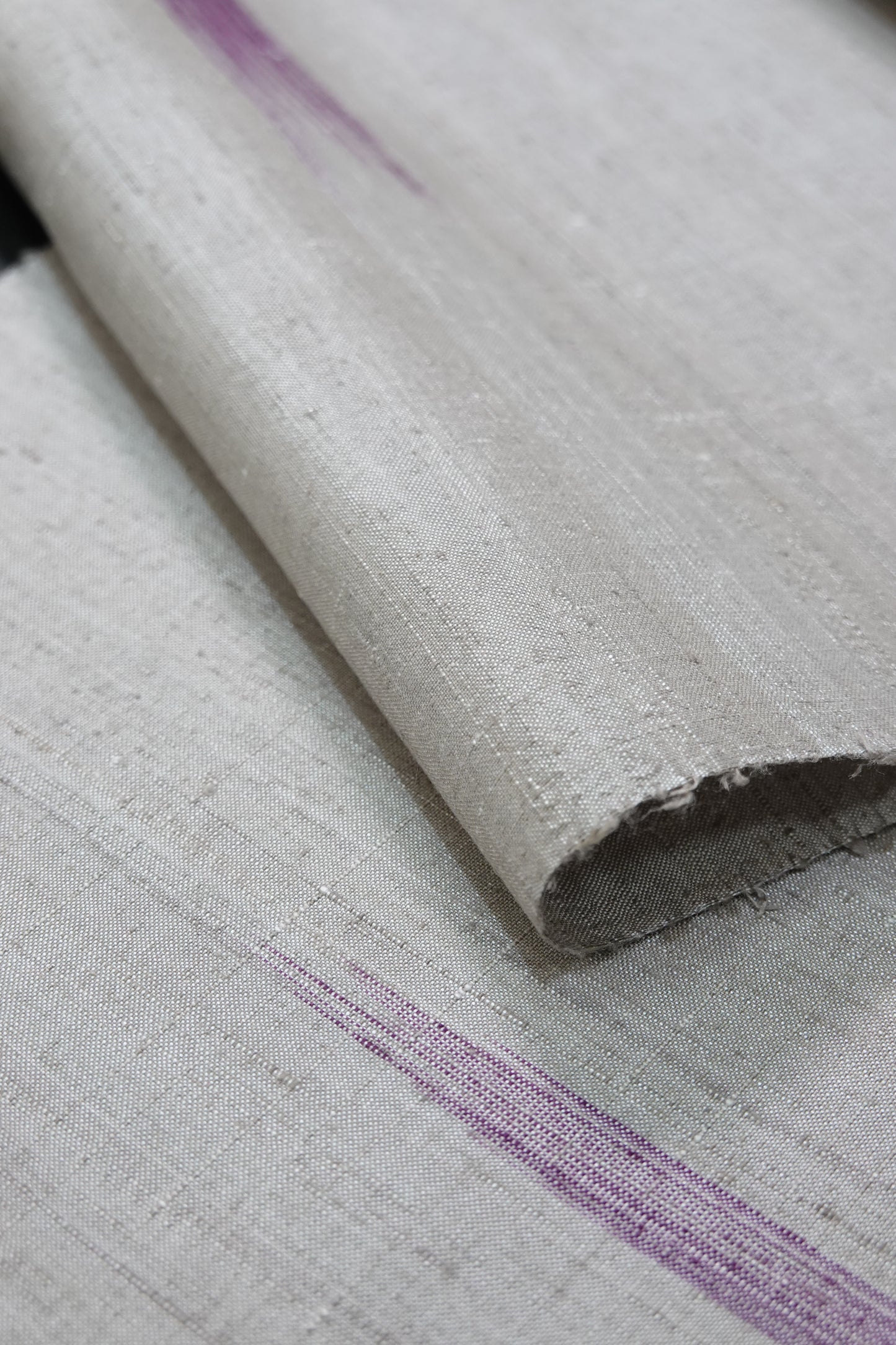【伊那紬】霞絣の段 真綿紬 着尺 グレー地に紫【久保田織染工業】