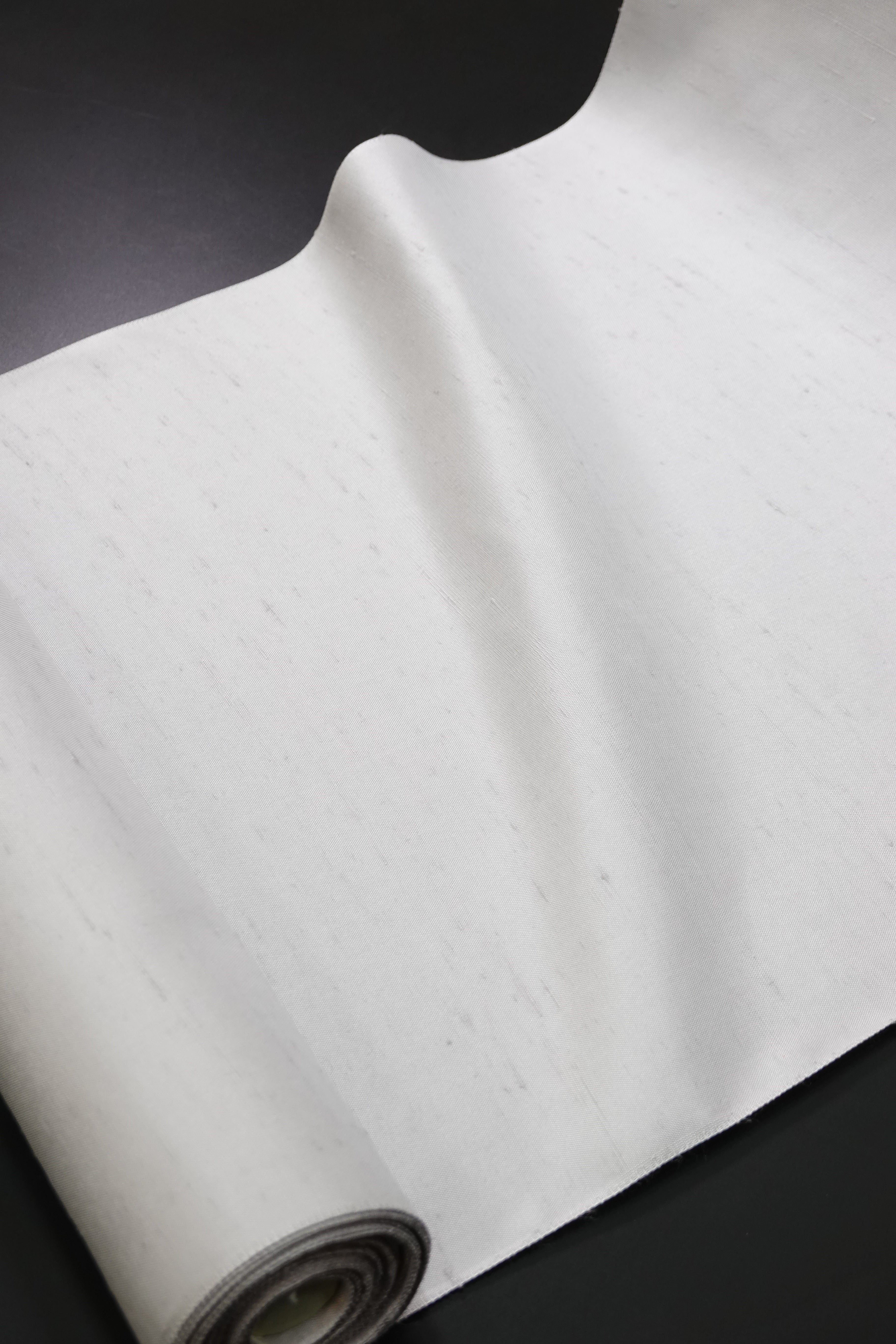 白山工房】牛首紬 ‐ グレー無地【伝統的工芸品】 – きものKUREHA