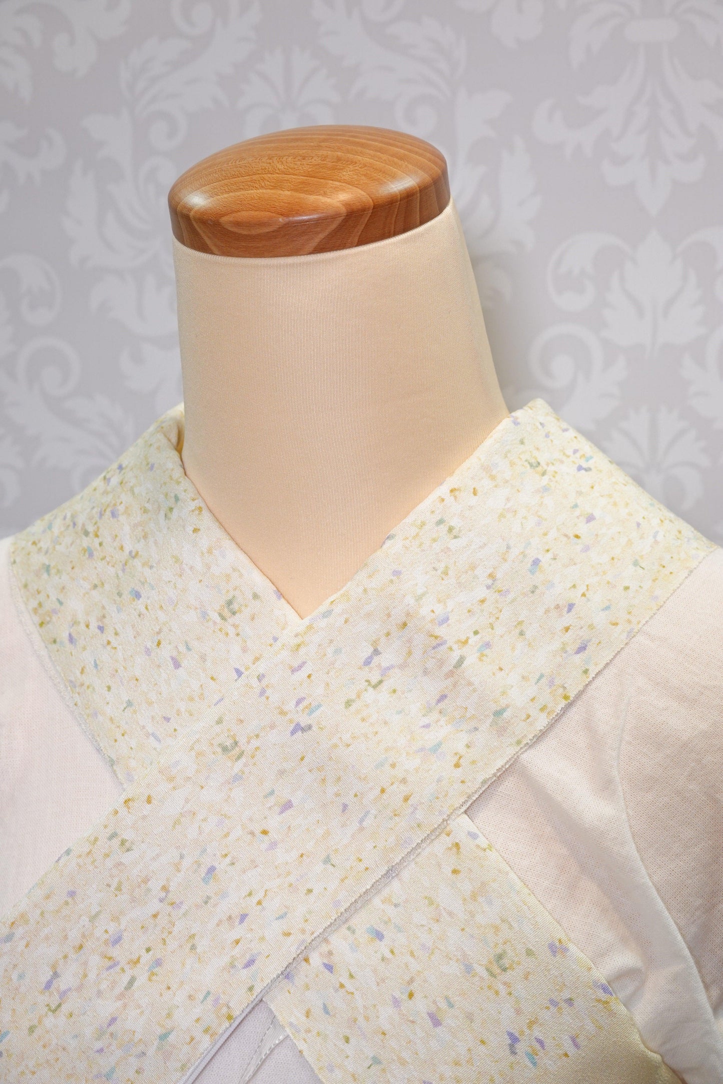 【襟の衿秀】正絹半襟　 - kimono KUREHA