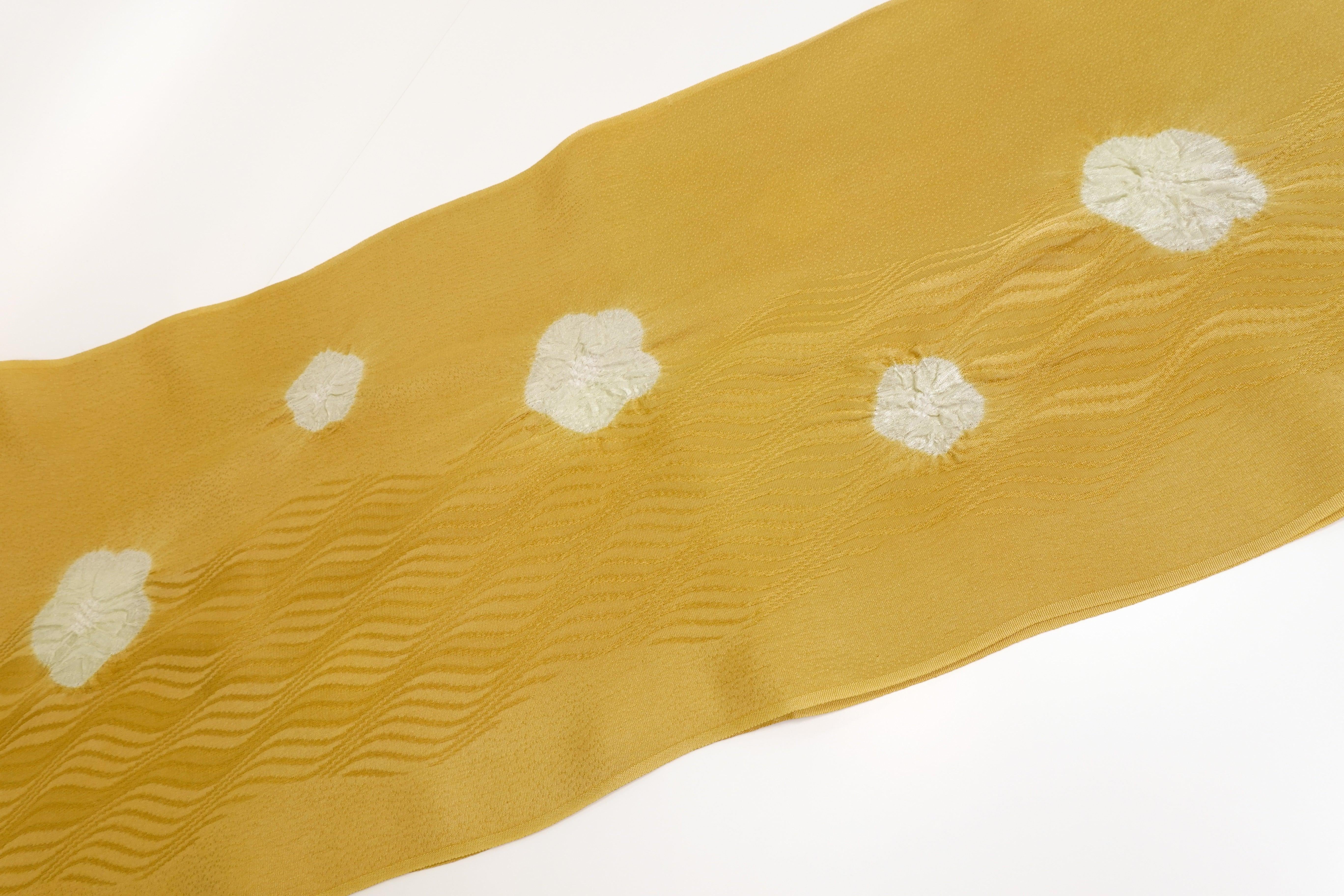 和装小物輪出し　正絹　帯揚げ　黄色　梅　日本製　和想庵　衿秀